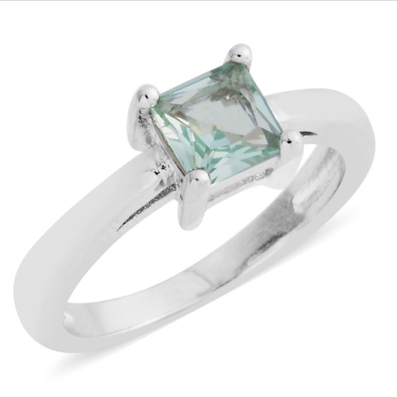 Simulated Green Diamond Solitaire Ring (Size 7.5) - Picture 2 of 5